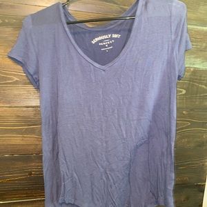 American eagle V-neck top